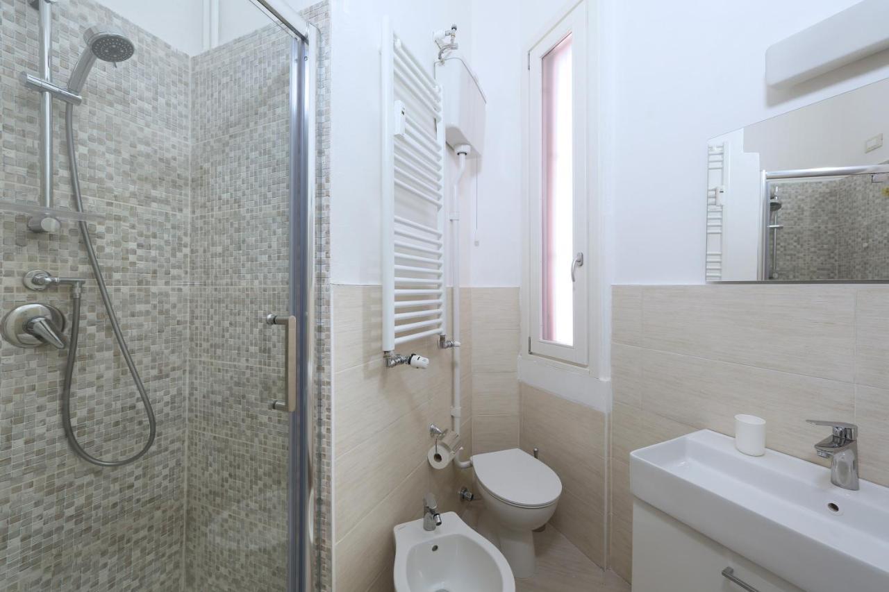 Casajulienne Apartment มิลาน ภายนอก รูปภาพ